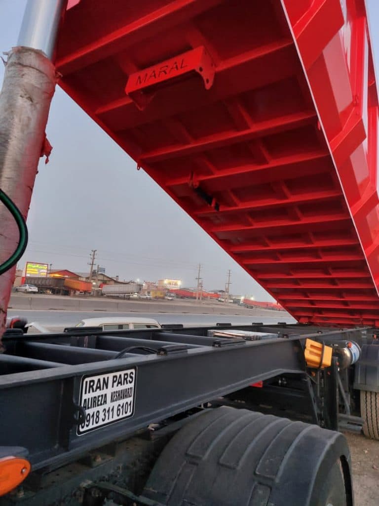 تریلی سازی ایران پارس کشاورزی در همدان