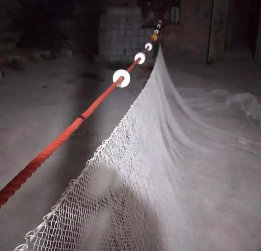 ساخت و تجهیزات تور و قفس های ماهیگیری دام دریا در بوشهر