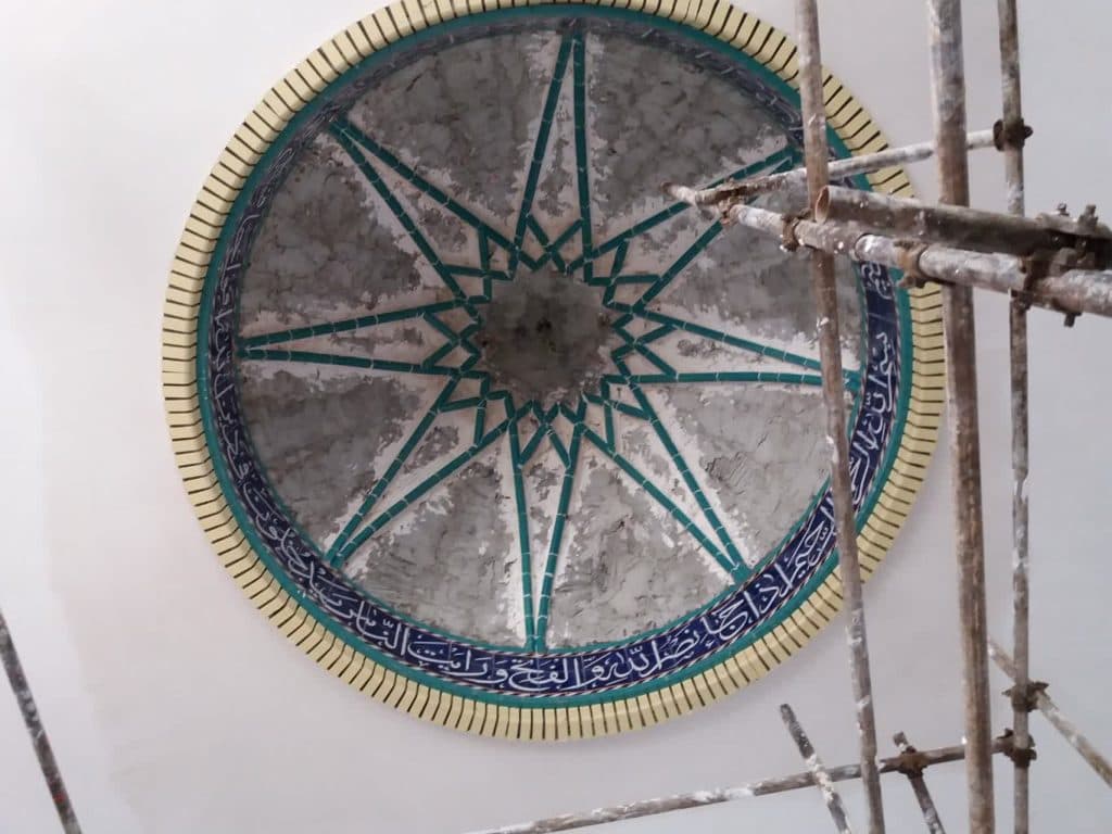 کاشی کاری و نماکاری اماکن مذهبی و مساجد علیزاده در بابل