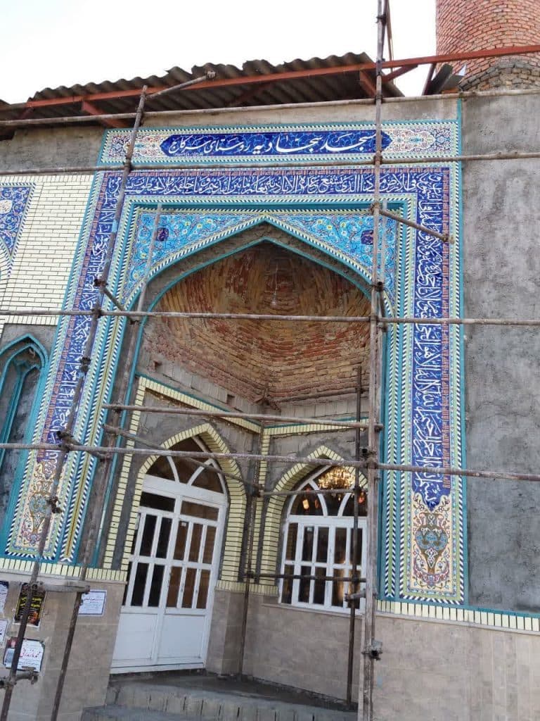 کاشی کاری و نماکاری اماکن مذهبی و مساجد علیزاده در بابل