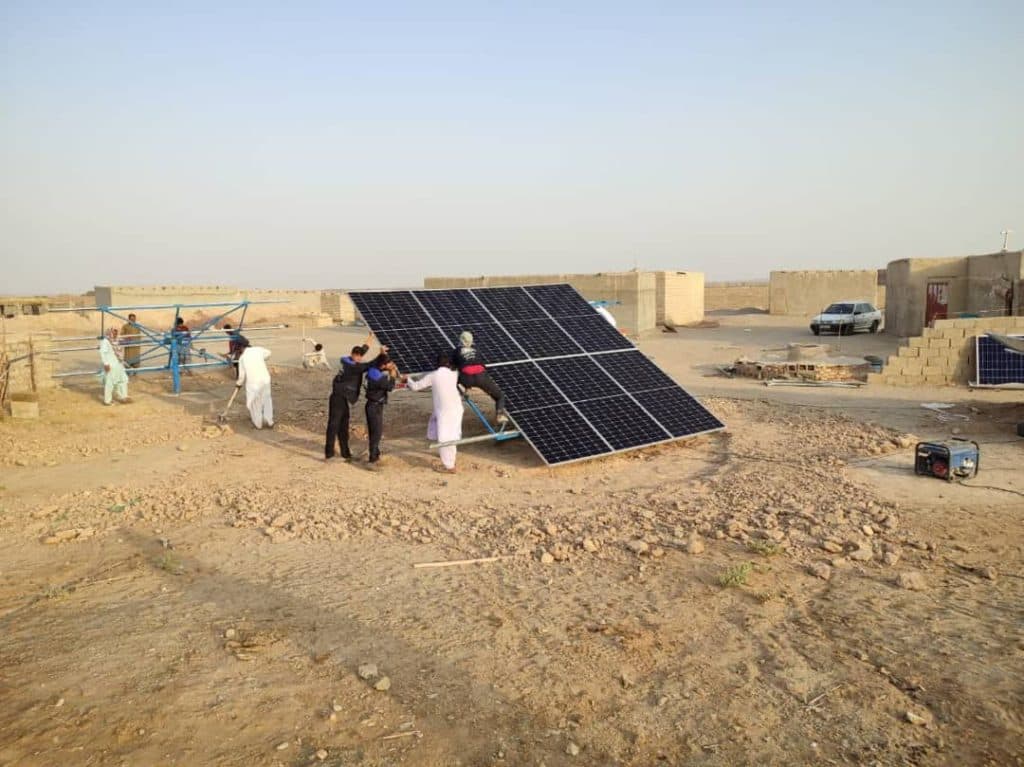 فروش و نصب پمپ و برق خورشیدی پارت انرژی در زاهدان سیستان بلوچستان