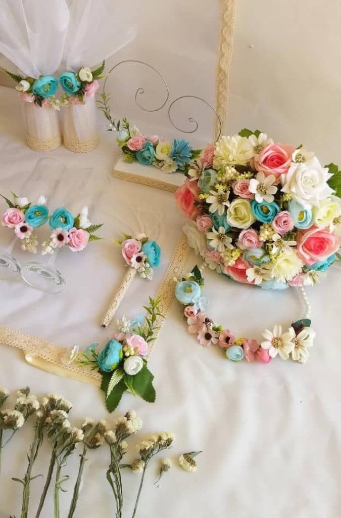 گل آرایی تزئین ماشین عروس و دسته گل گلسا تاج در شیراز