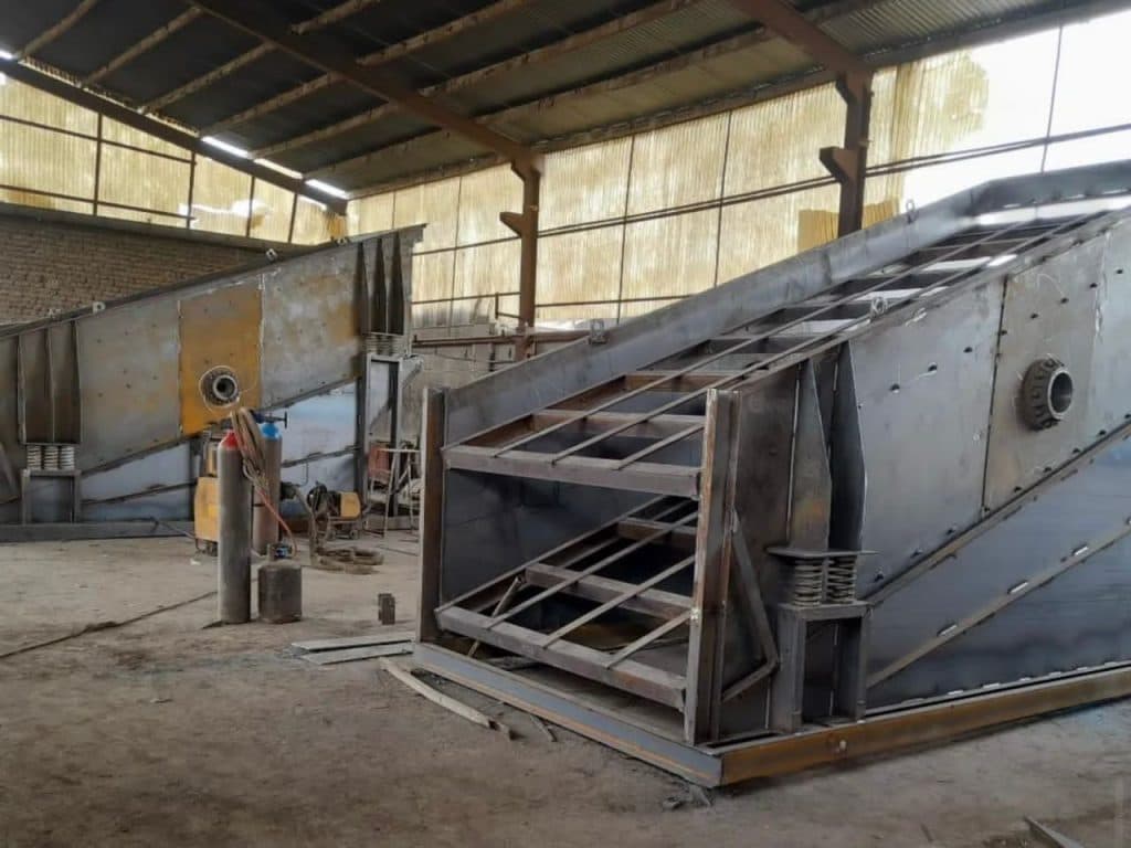 ساخت و تعمیرات تاسیسات شن و ماسه زرین سنگ شکن آراد در تهران