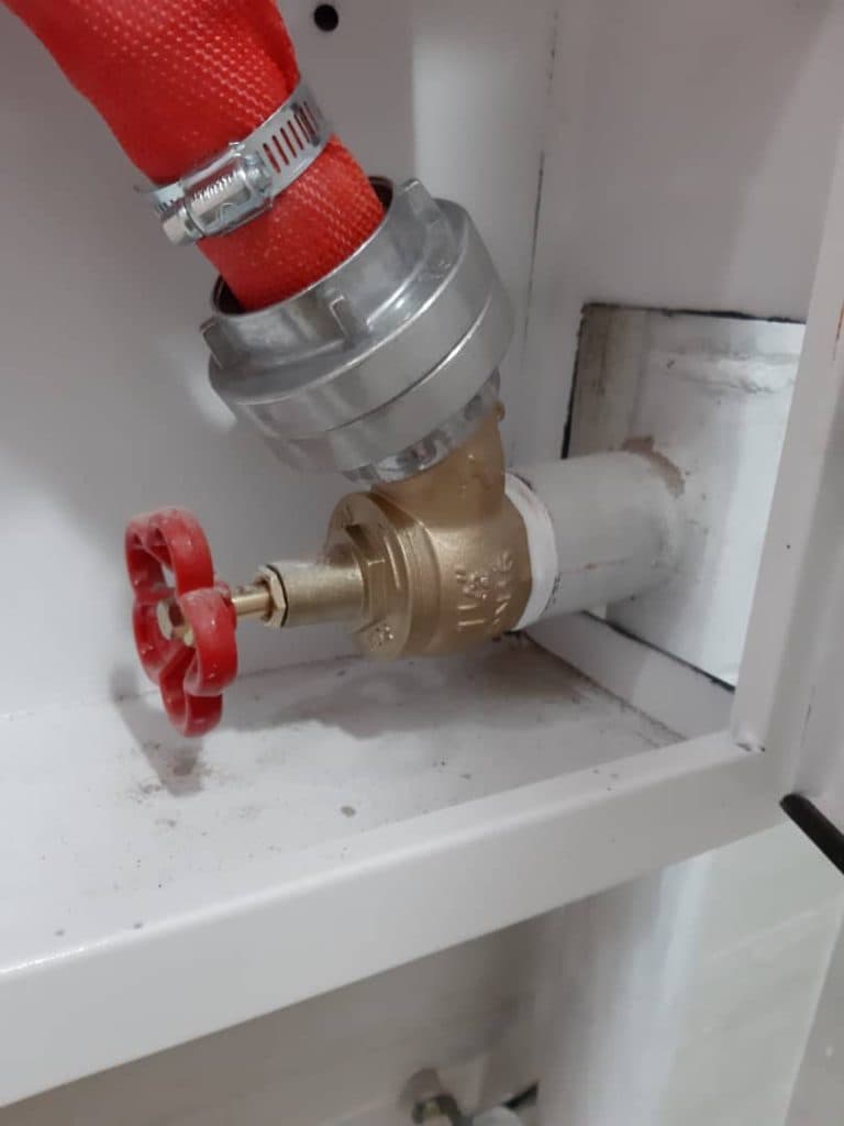 فروش شلنگ و شیر و بیسیم آتشنشانی آلفا در رشت