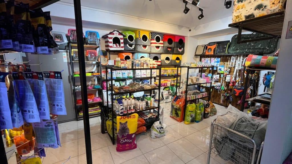 کلینیک دامپزشکی و پت شاپ ایران در مهرشهر کرج