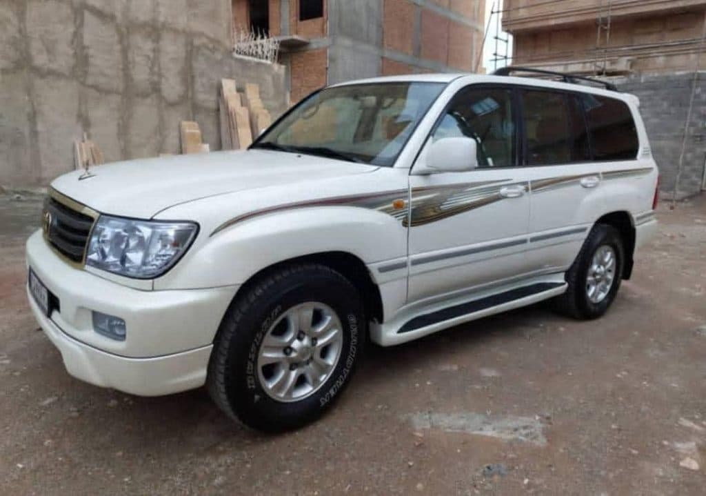 خرید و فروش خودرو تویوتا حسینی در سقز کردستان