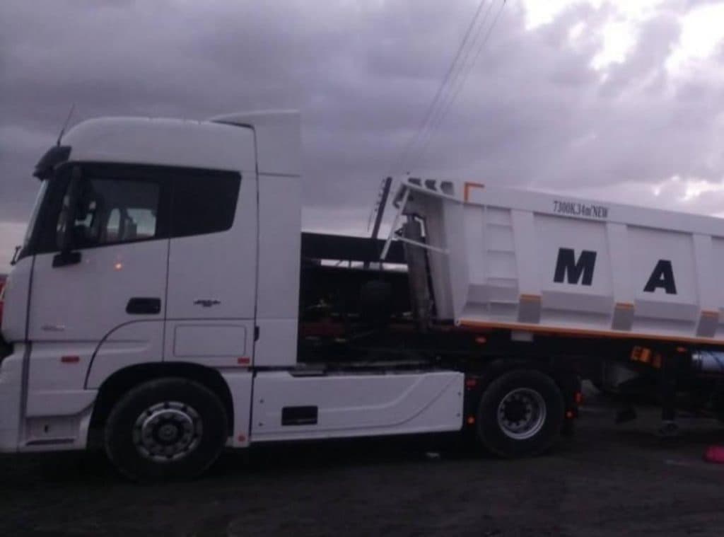 ساخت تریلی کمپرسی دو و سه محور متین کمپرس در همدان