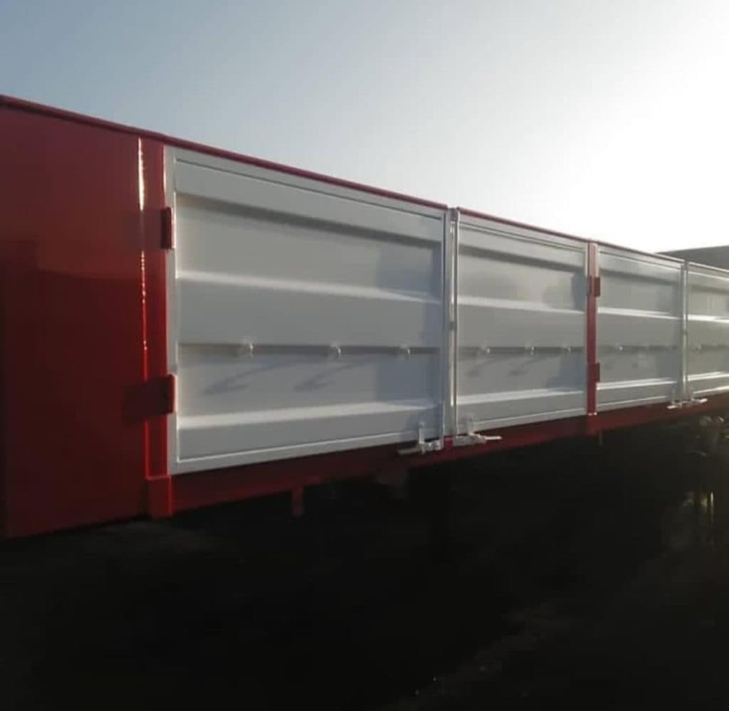 ساخت و تعمیر تریلی و کمپرسی تک و ده چرخ بهساز صنعت در اصفهان