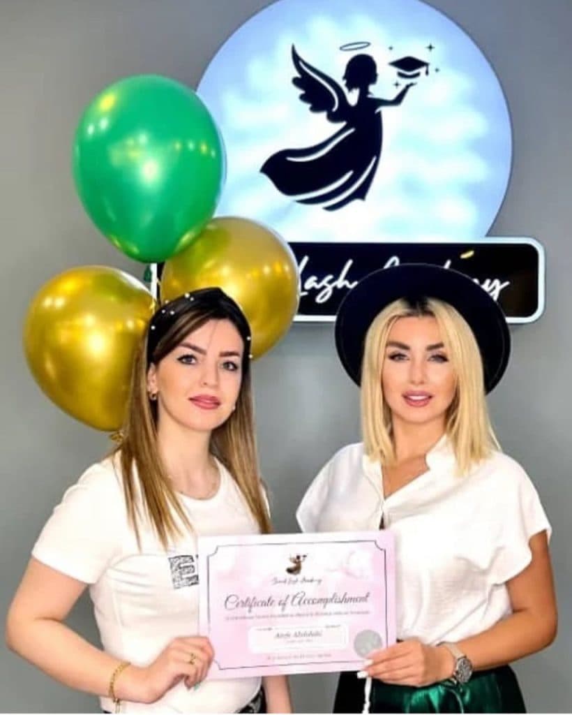 سالن زیبایی عاطی در کیش