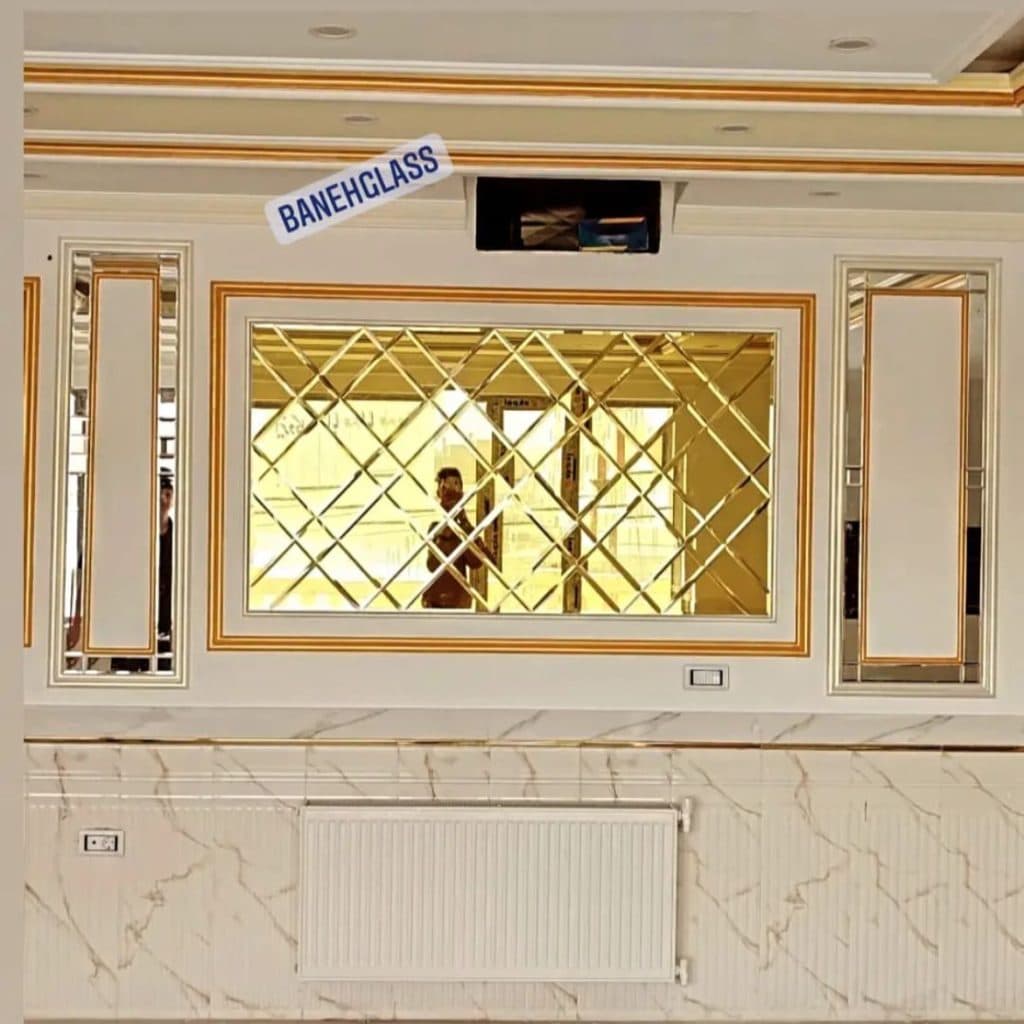 تولید و اجرا آیینه دکوراتیو و حکاکی شیشه و آیینه بانه گلس در بانه کردستان