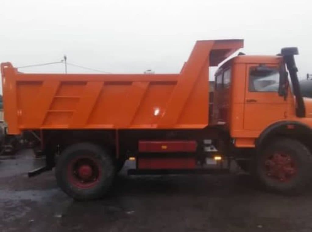 ساخت و تعمیر تریلی و کمپرسی تک و ده چرخ بهساز صنعت در اصفهان