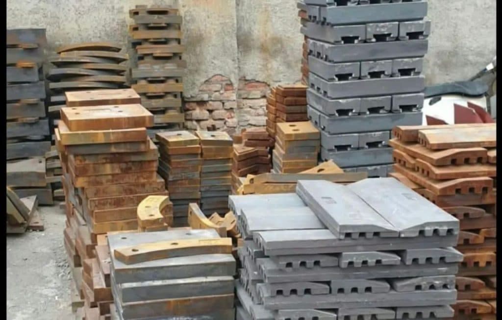 ساخت دستگاه سنگ شکن و شن و ماسه و بتن آماده منافی در تهران