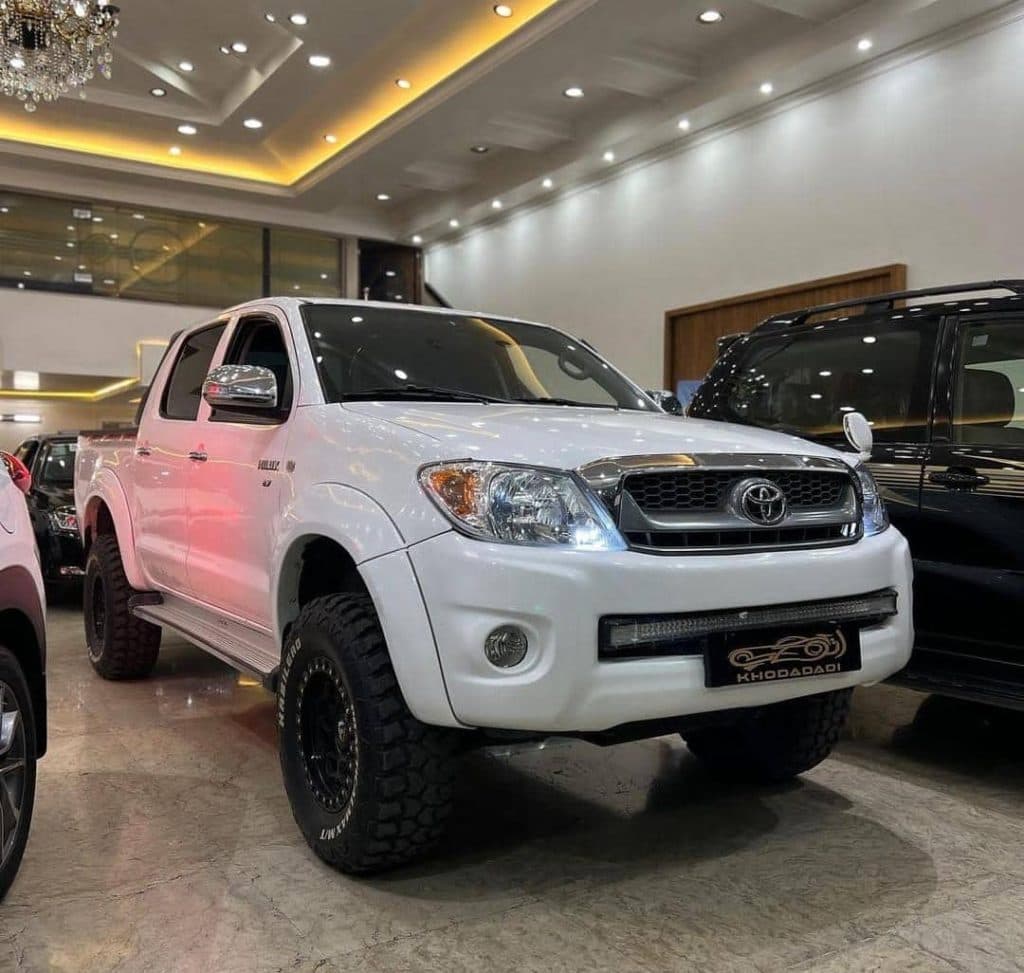 اتوگالری و نمایشگاه اتومبیل اتوتاپ خدادادی در گرگان گلستان