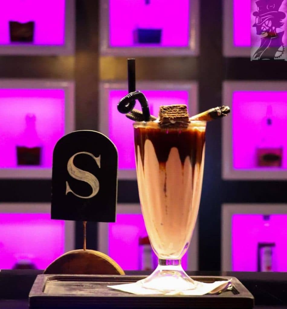 کافه رستوران اس کافه در شهرک غرب تهران