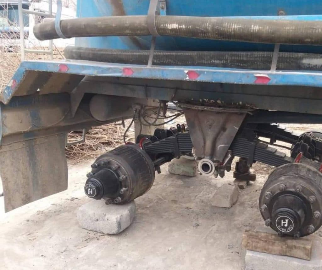 ساخت تریلی کمپرسی دو و سه محور متین کمپرس در همدان