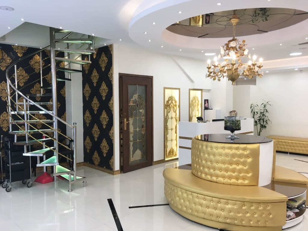 دکوراسیون آرایشگاهی چشم سوم در تهران