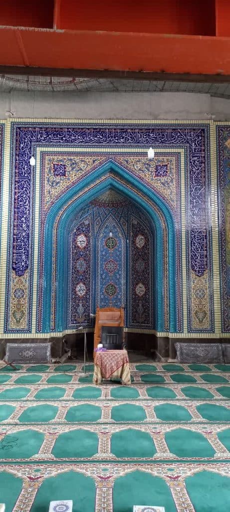 کاشی کاری و نماکاری اماکن مذهبی و مساجد علیزاده در بابل