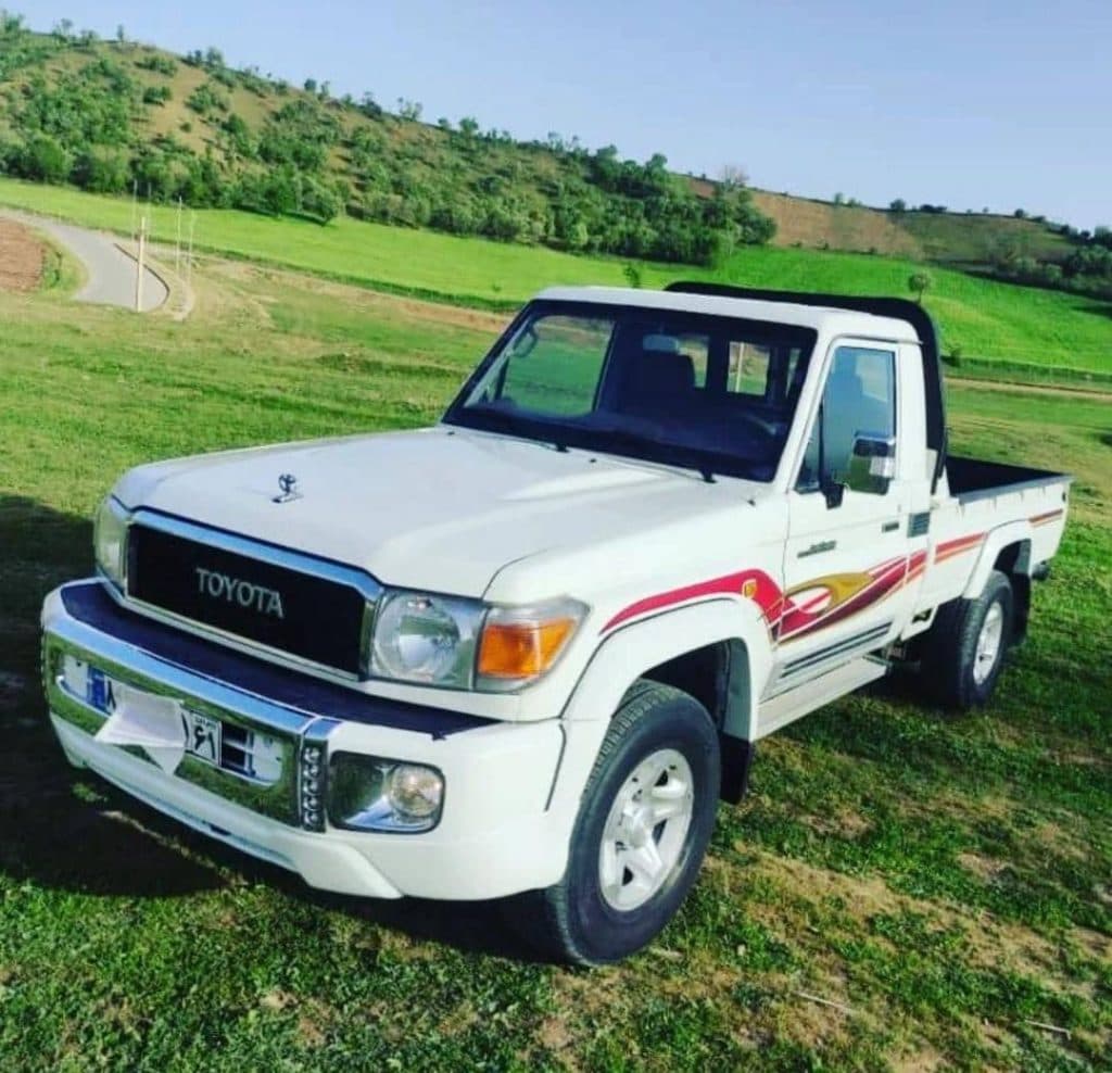 خرید و فروش خودرو تویوتا اتحادیه لندکروز داران در سقز کردستان