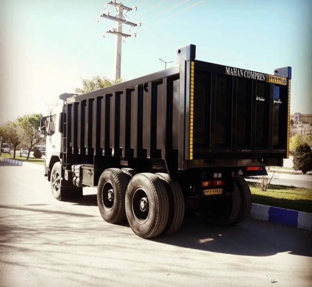 اتاق سازی ماشین های سنگین ماهان کمپرس در بوکان آذربایجان غربی