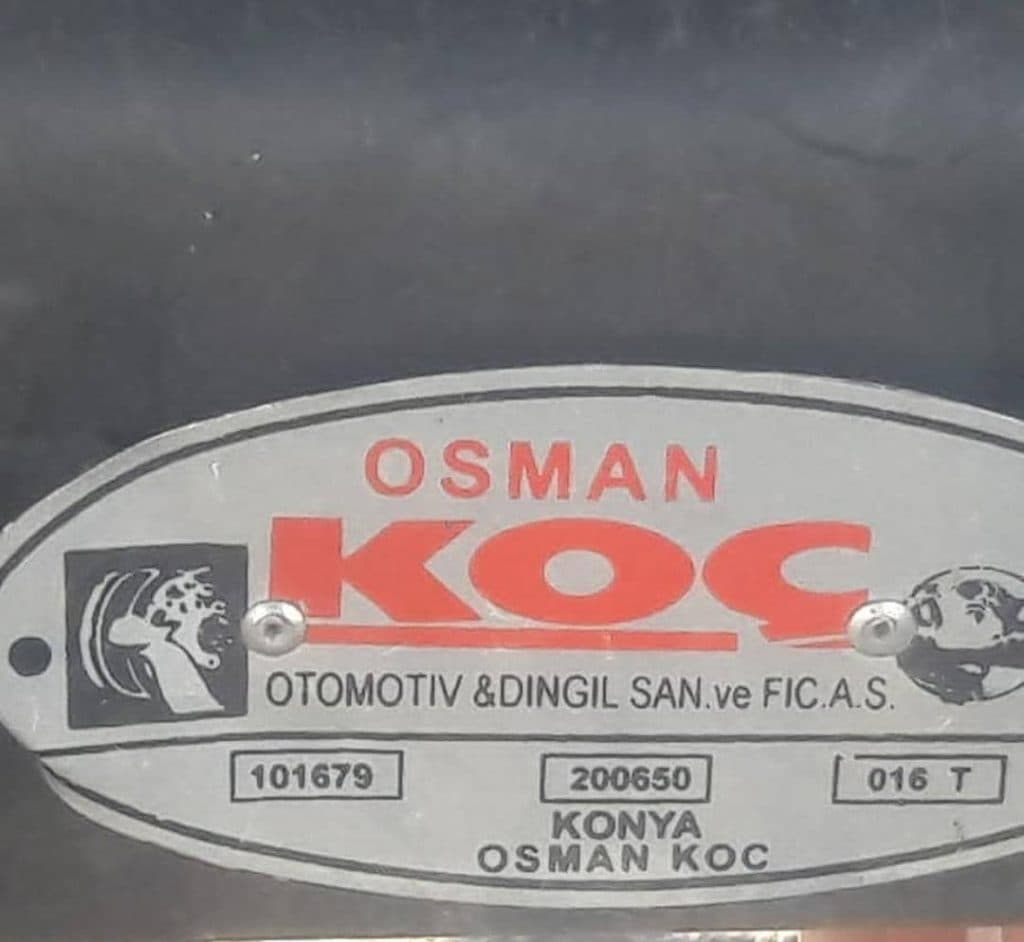 تریلی سازی و کمپرسی سازی آریا صنعت در همدان