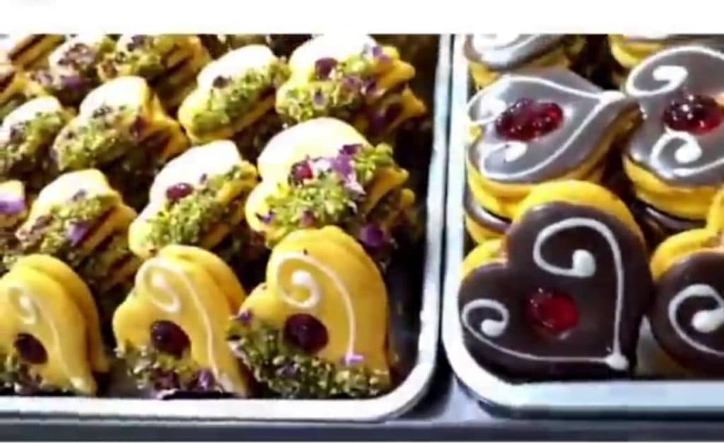 قنادی جام عسل در بندرعباس