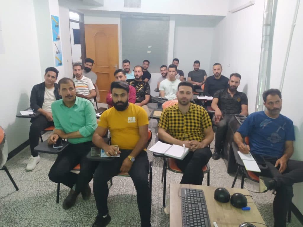 آموزش اپراتوری جرثقیل سقفی و لیفتراک و ریگری حقیقی در مبارکه اصفهان