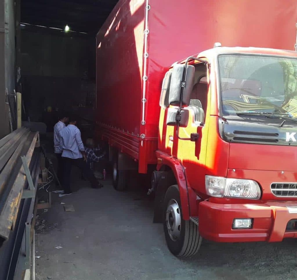 اتاق سازی لبه تریلی و کامیونت فرهاد در کرج