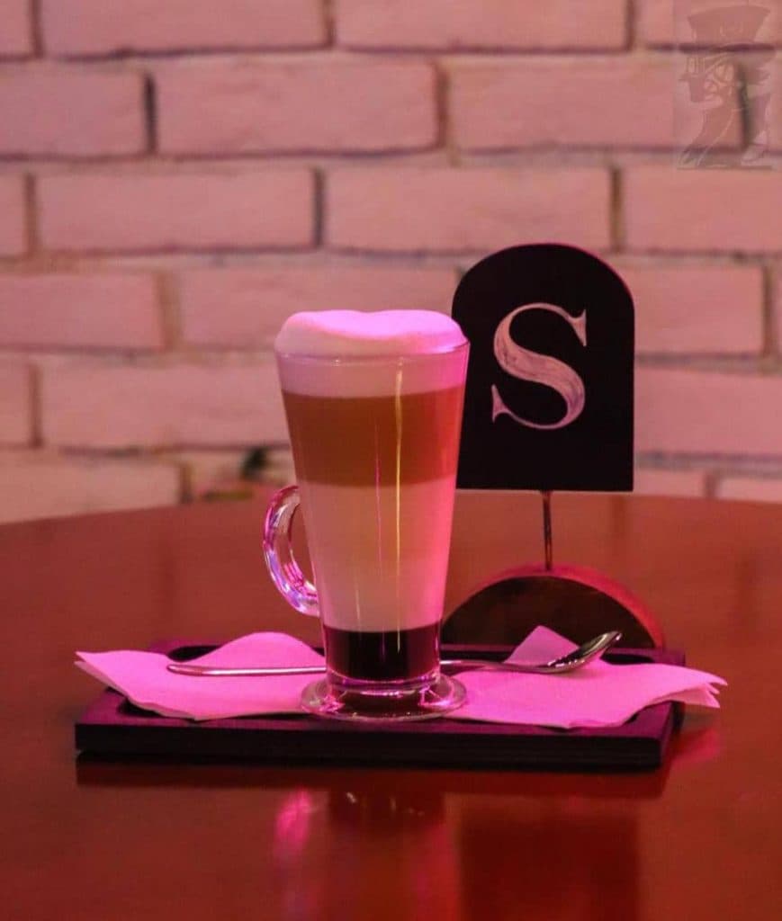 کافه رستوران اس کافه در شهرک غرب تهران