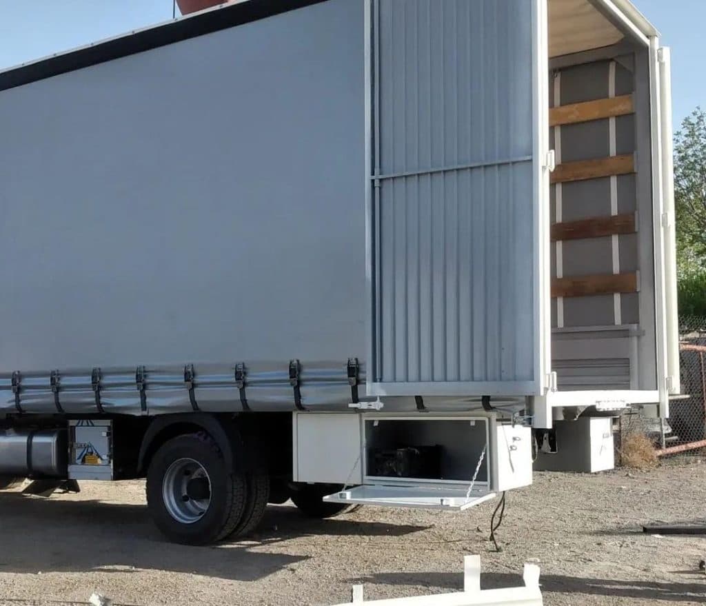 اتاقسازی ماشین سنگین و نیمه سنگین رادمان در اسلامشهر