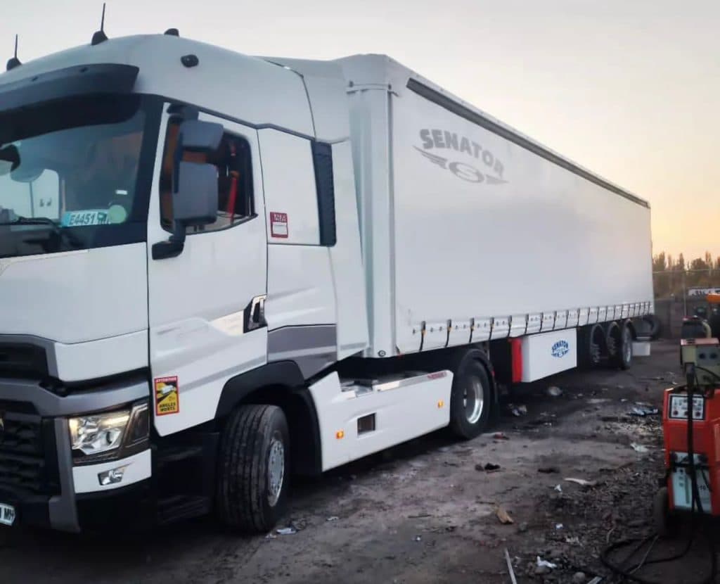 شرکت تریلی سازی سناتور در مرند آذربایجان شرقی