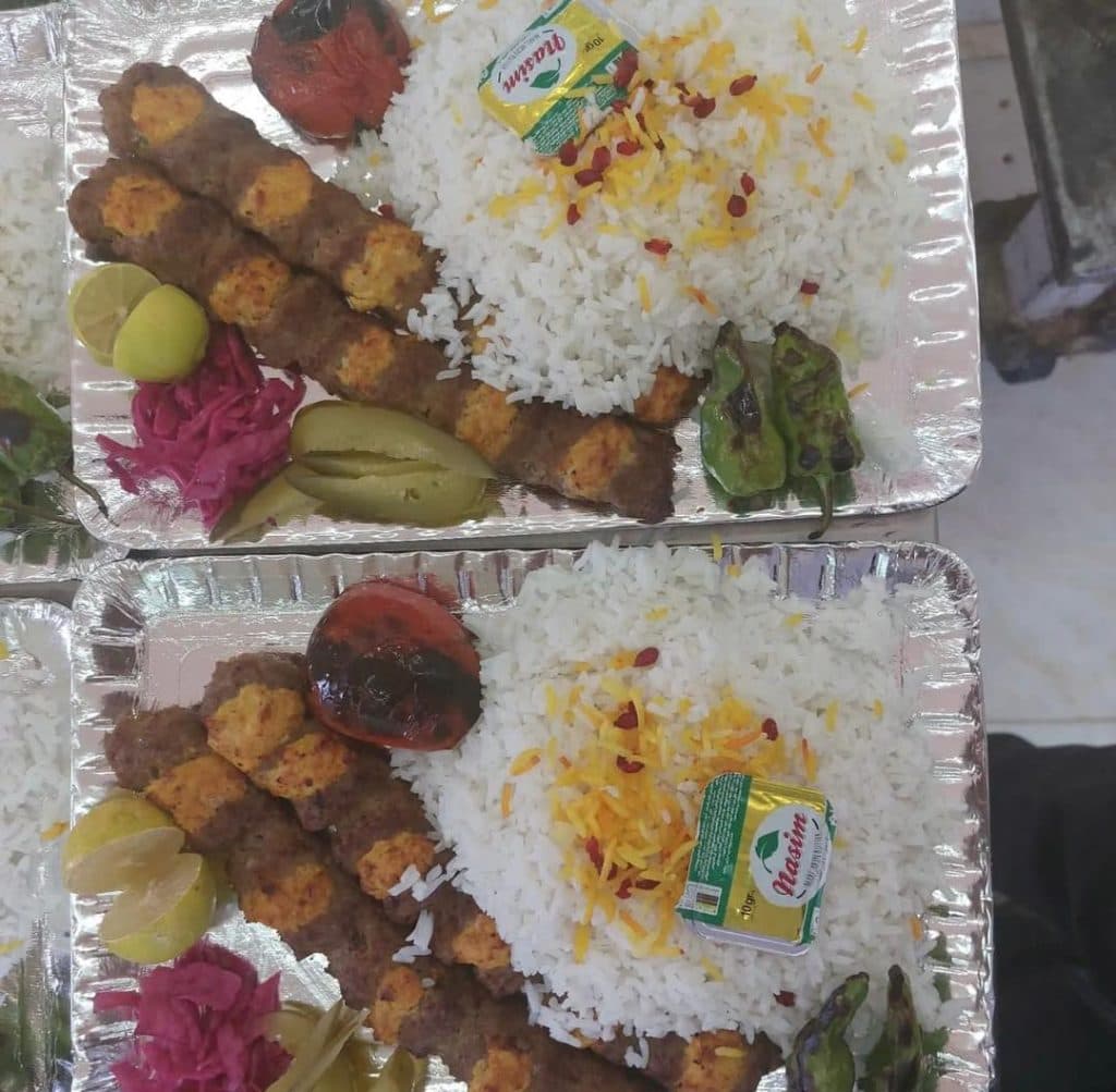 شرکت پخت غذاهای ایرانی نگین طبخ اسپادان در اصفهان