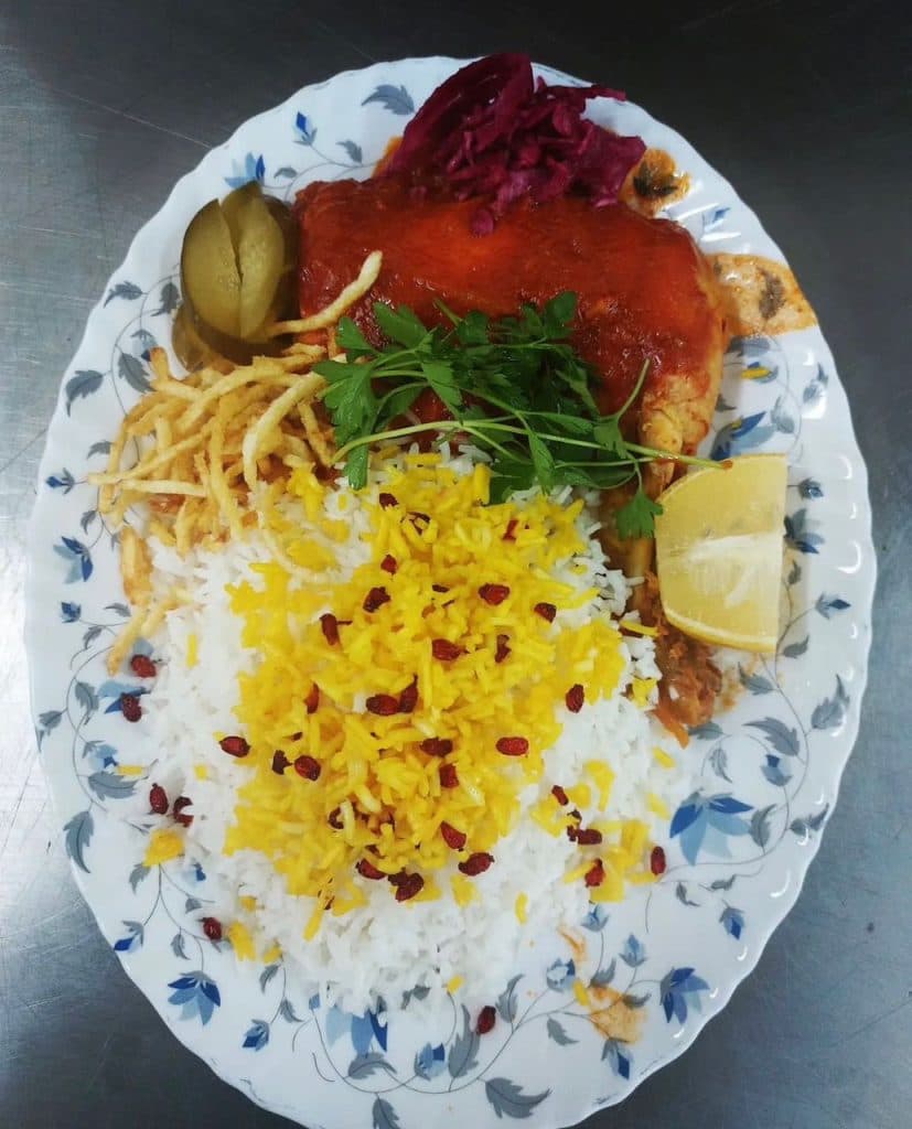 شرکت پخت غذاهای ایرانی نگین طبخ اسپادان در اصفهان