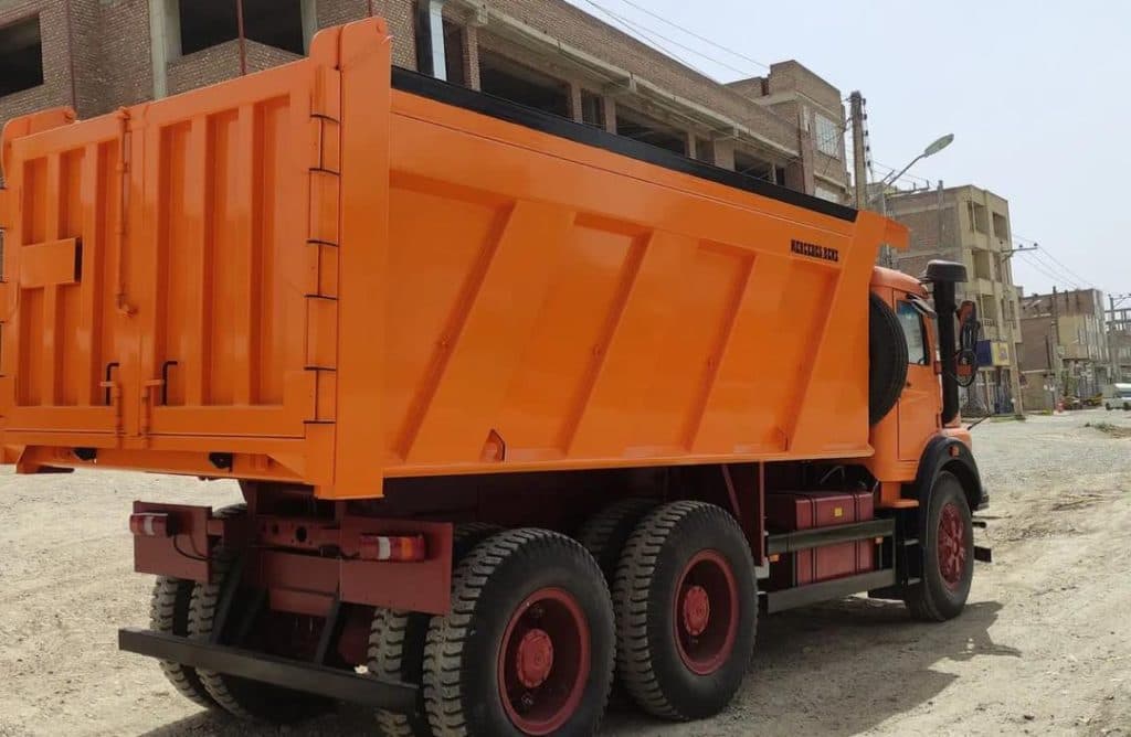 کارگاه اتاق سازی ماشین سنگین پیشرو کمپرس در بوکان آذربایجان غربی