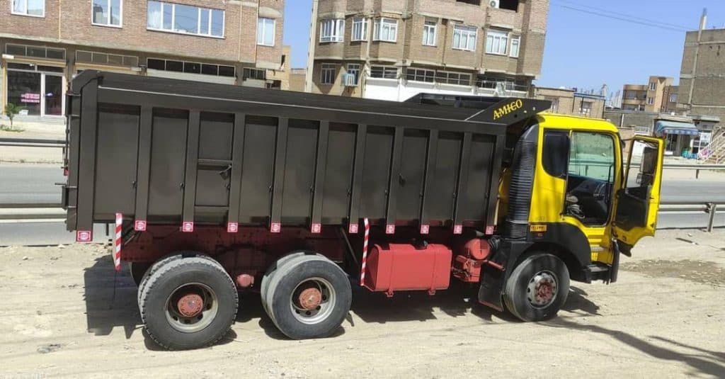 کارگاه اتاق سازی ماشین سنگین پیشرو کمپرس در بوکان آذربایجان غربی