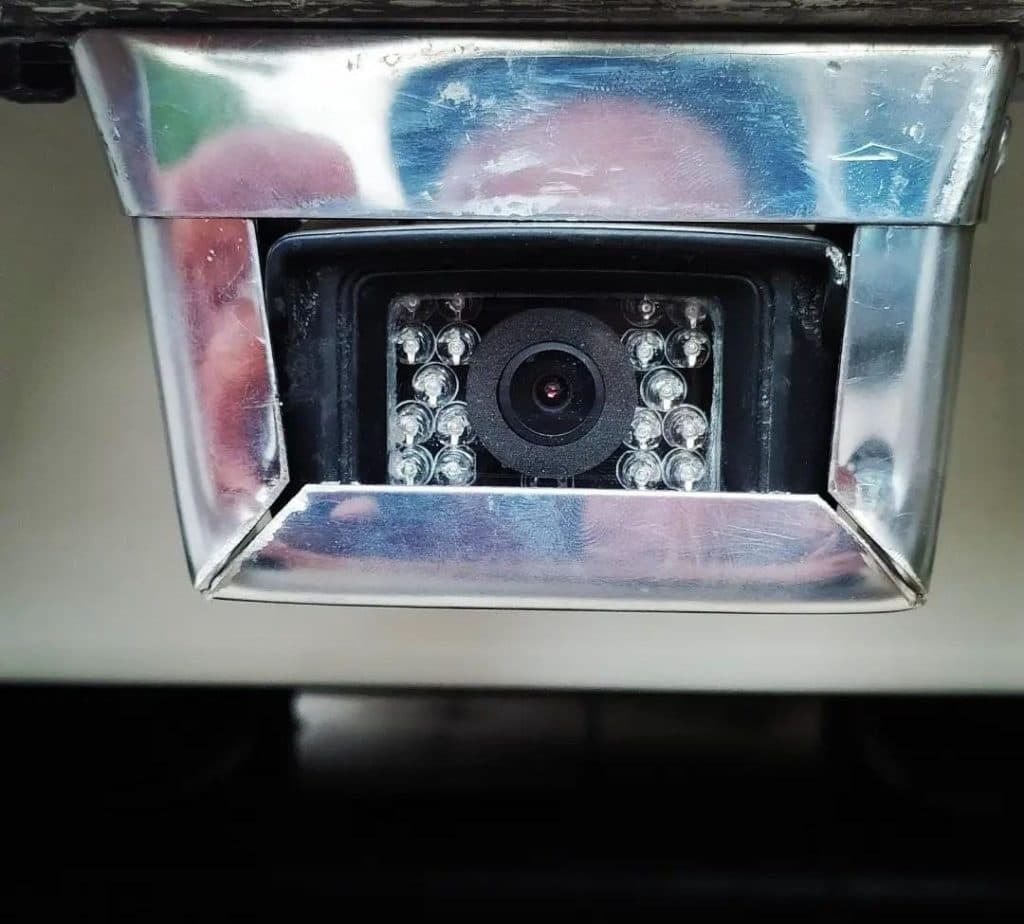 جعبه سازی و تزیینات و استیل کاری ماشین سنگین ابراهیمی در طرق مشهد