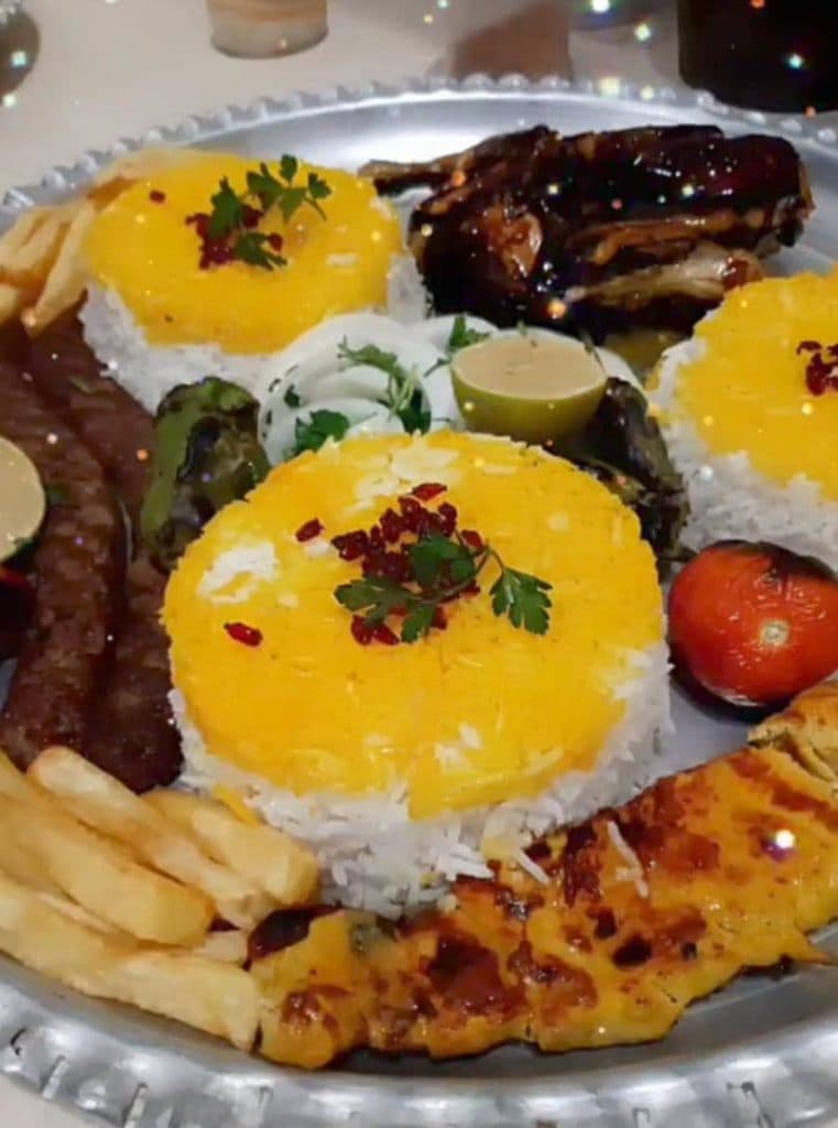 کافه رستوران شب های رویایی در بجنورد