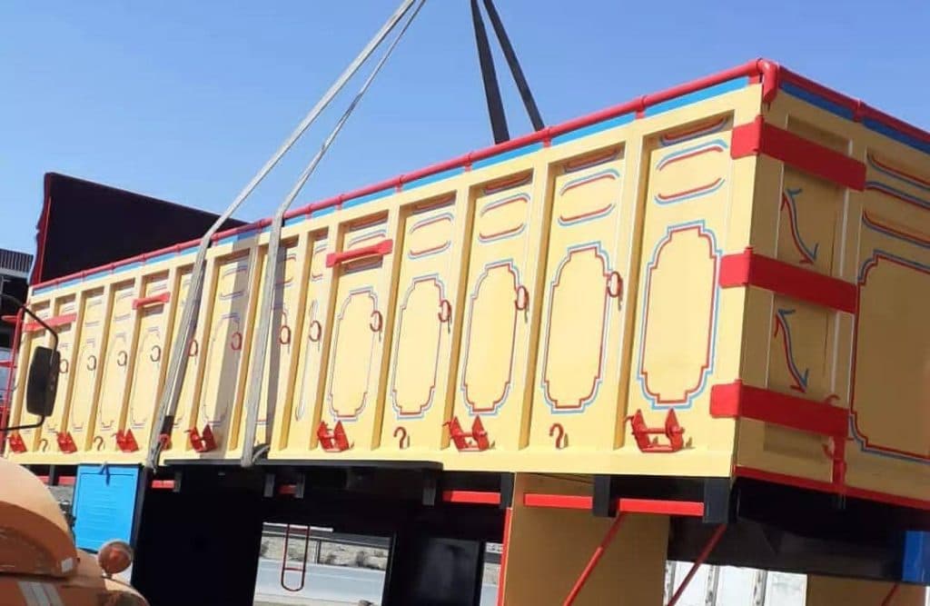 اتاق سازی کامیون باری ماندگار در میاندوآب آذربایجان غربی