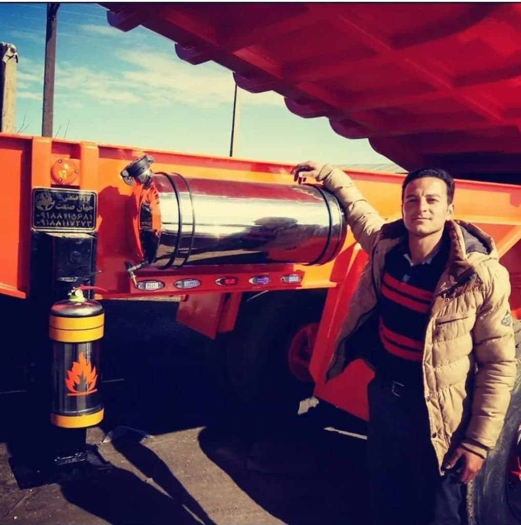 کمپرسی و تریلی سازی جهان صنعت در همدان