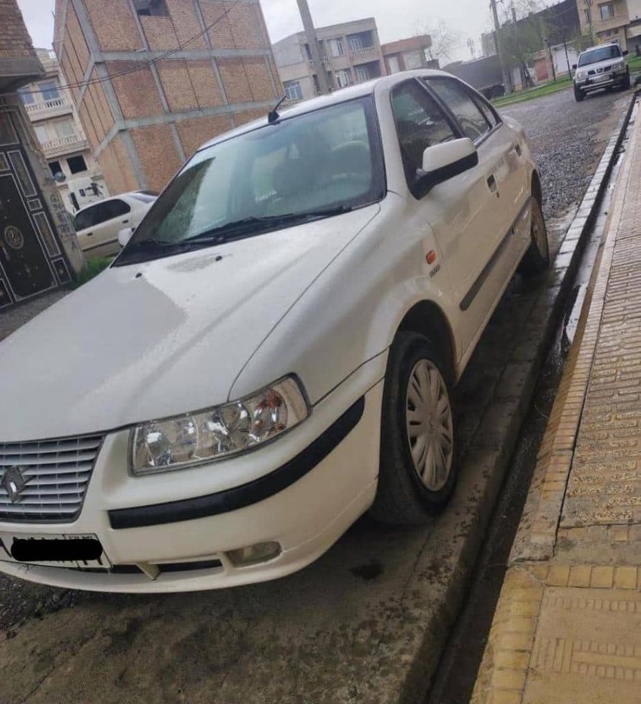 نمایشگاه ماشین و اتو گالری قاسمی در نقده آذربایجان غربی