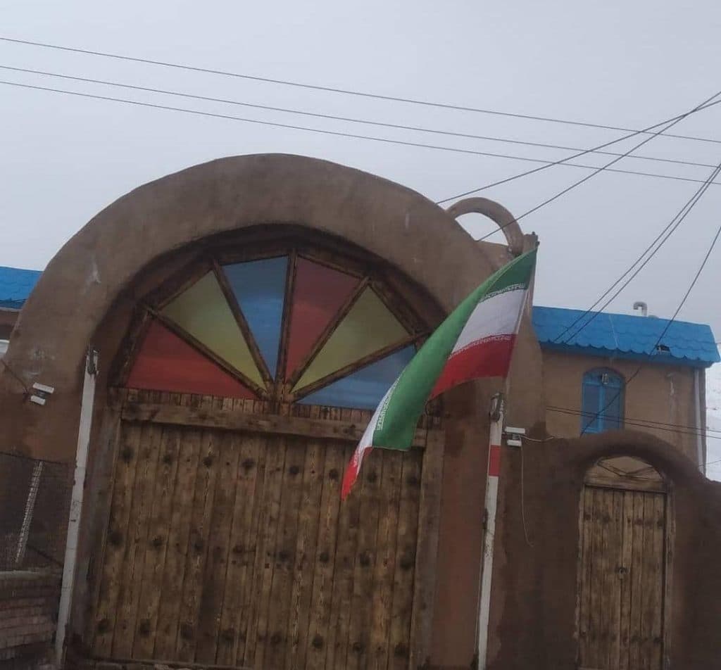 اقامتگاه بلقیس در تخت سلیمان تکاب