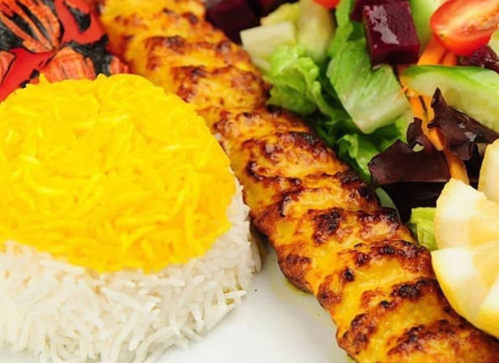 کافه رستوران و مهمان پذیری اسلامی در شهرستان ماهنشان زنجان