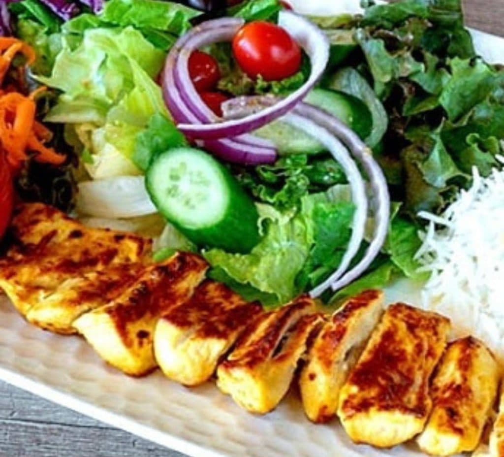 کافه رستوران و مهمان پذیری اسلامی در شهرستان ماهنشان زنجان