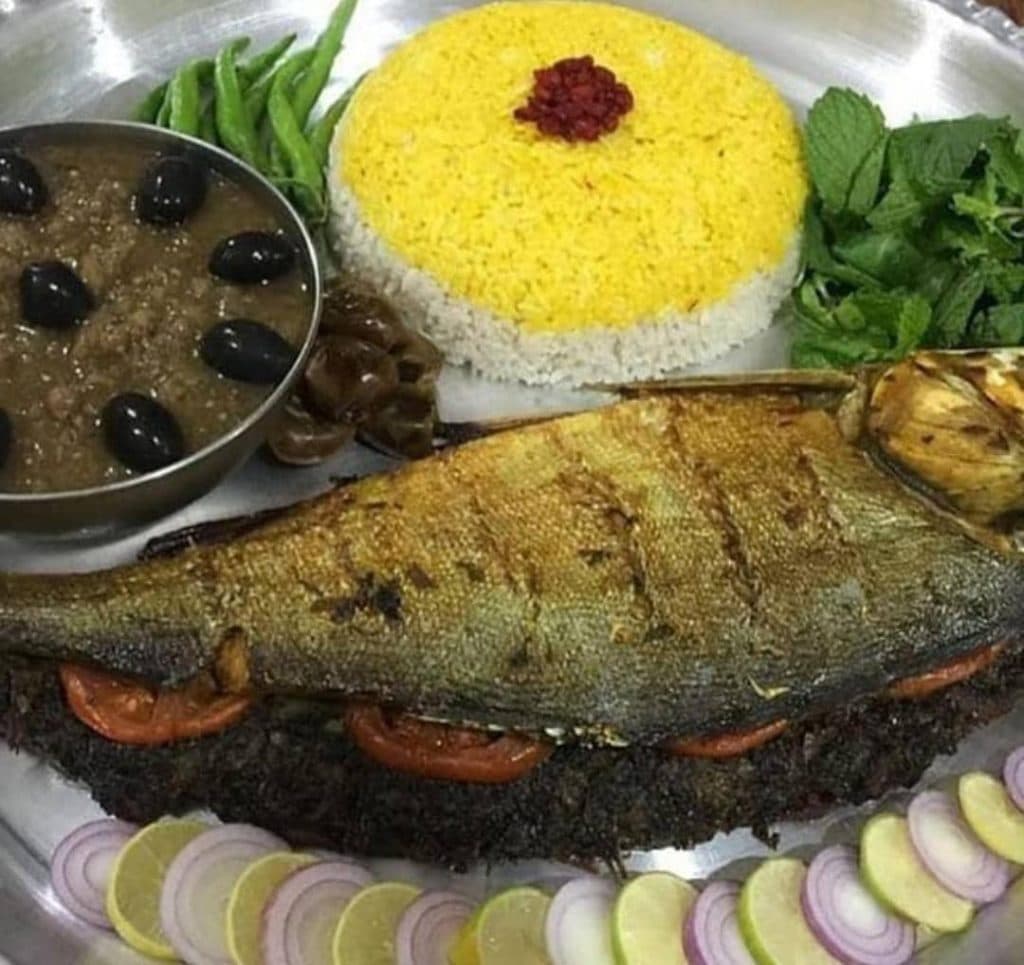 کافه رستوران و مهمان پذیری اسلامی در شهرستان ماهنشان زنجان