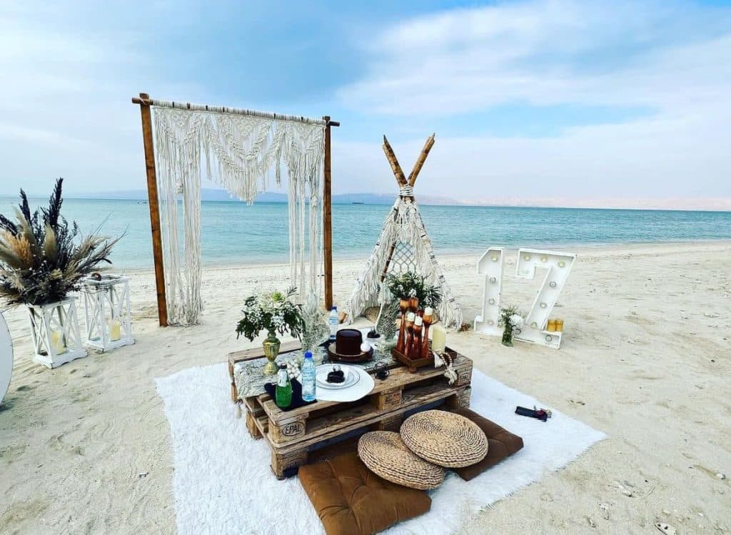 دکور ساحلی تشریفات ساینا بالن در کیش