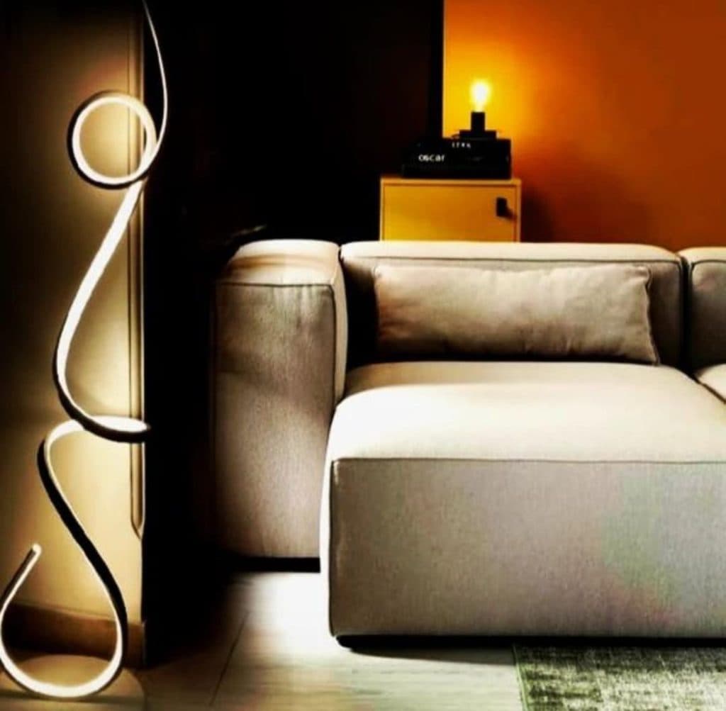 پخش واردات و تولیدات نورهای خطی لاین سنتر در شیراز