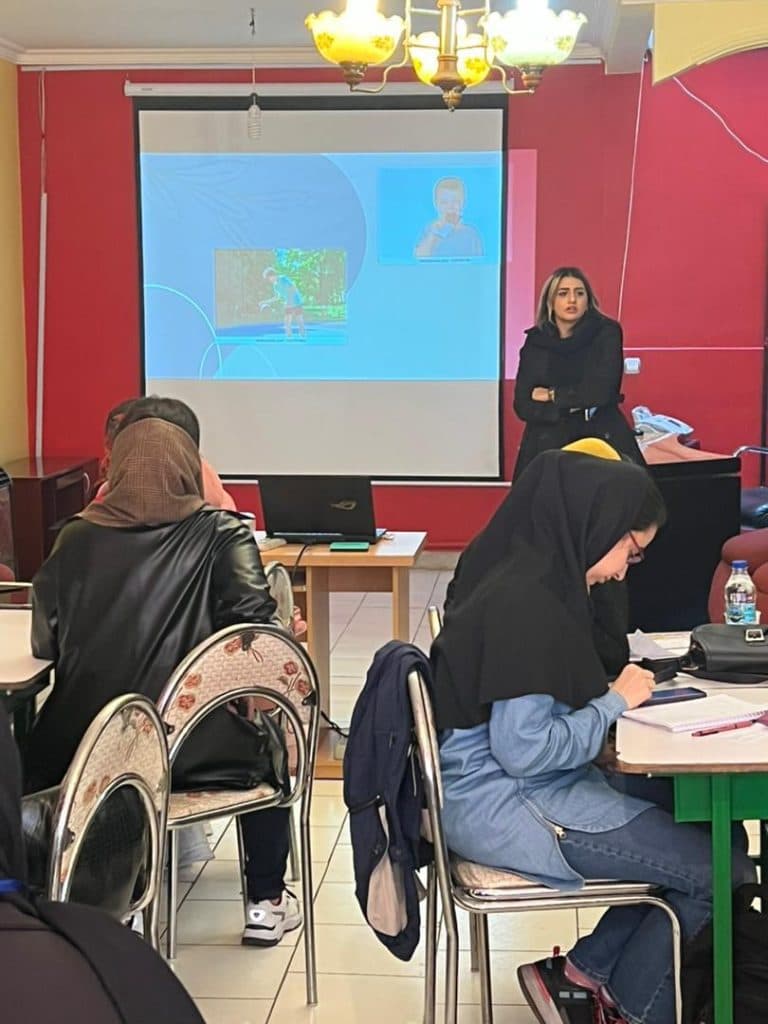 آموزشگاه و موسسه زبان های خارجی نوین در تبریز