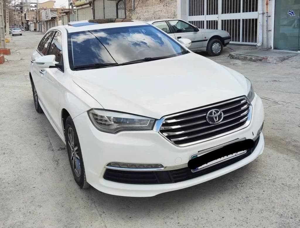 نمایشگاه ماشین و اتوگالری رجبی در بوکان آذربایجان غربی