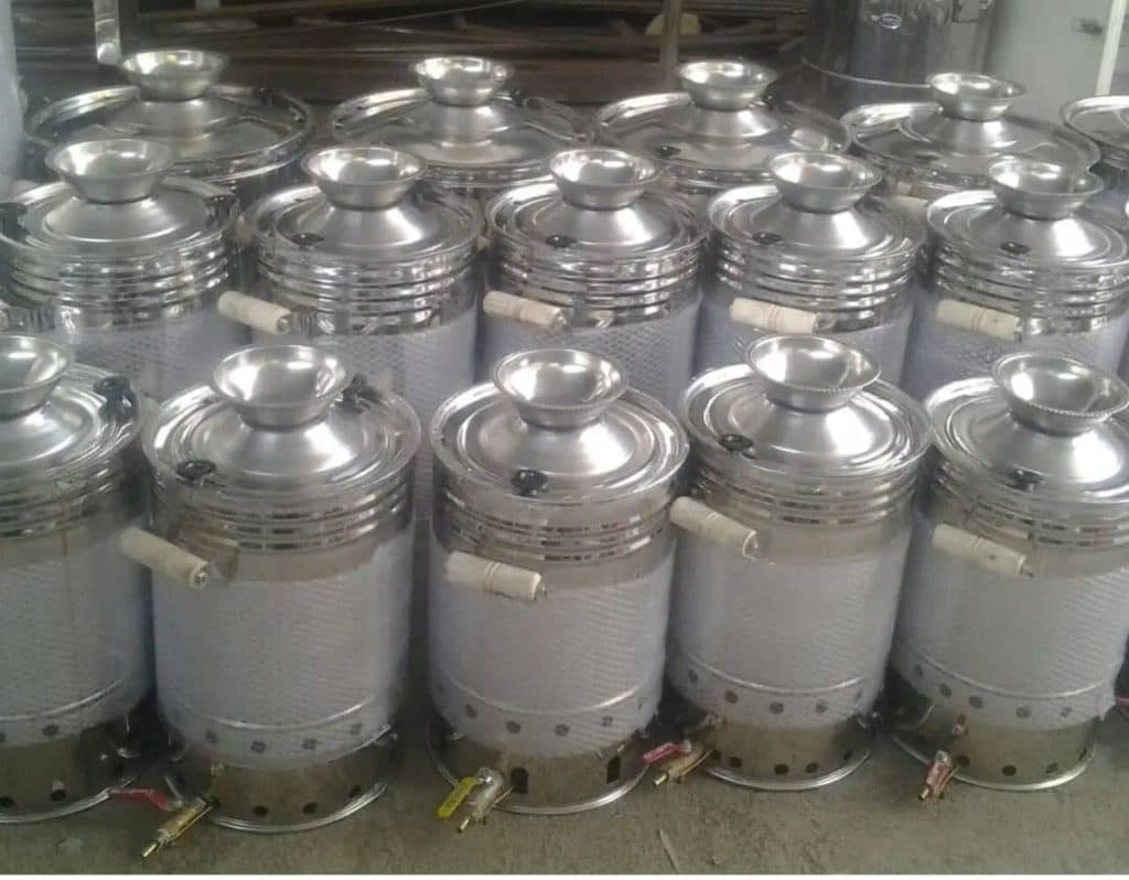 تولید و فروش تجهیزات آشپزخانه کافی شاپ رستوران و هتل سرآشپز در تهران