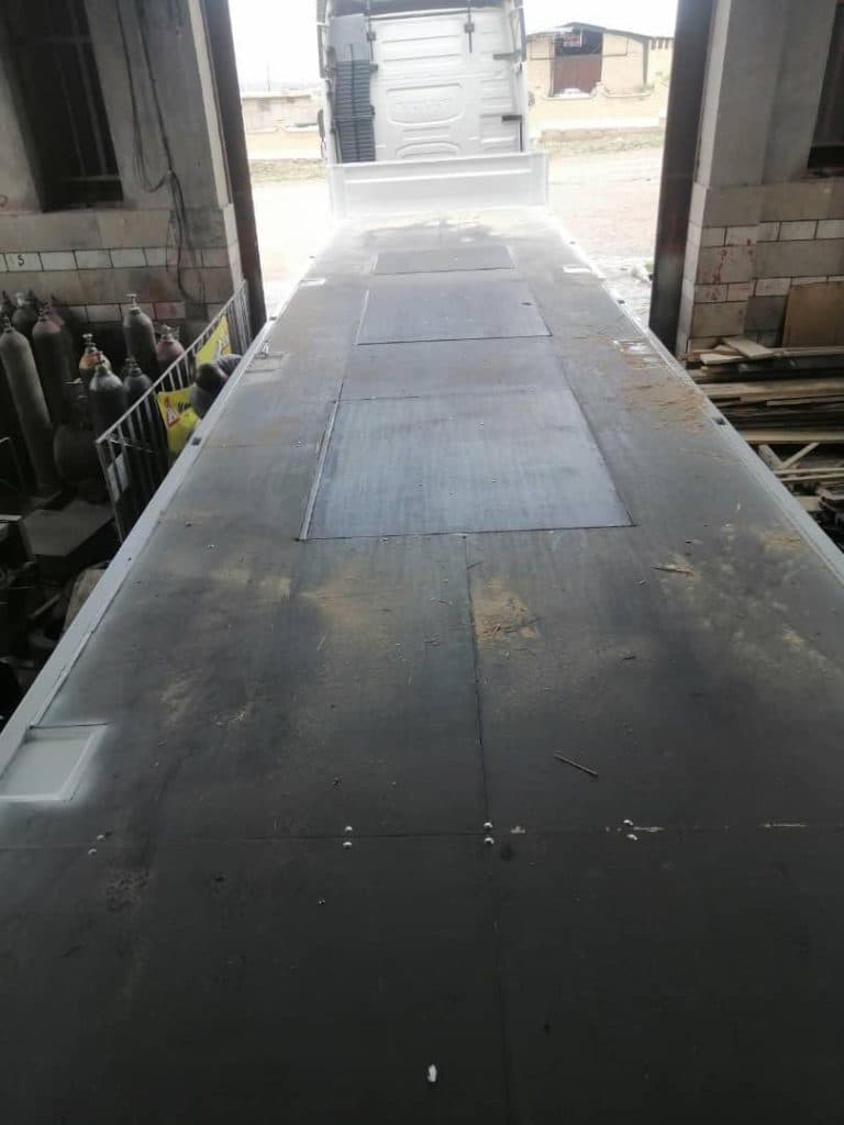 شرکت تریلرسازی تکتاز تریلی در ارسنجان فارس