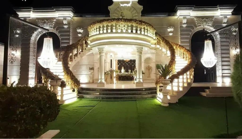 باغ تالار تخت جمشید در تهران